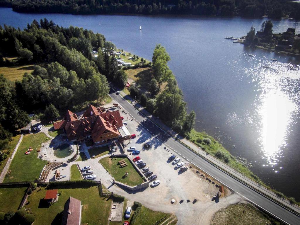 Hotel Leyla Фримбурк Екстериор снимка